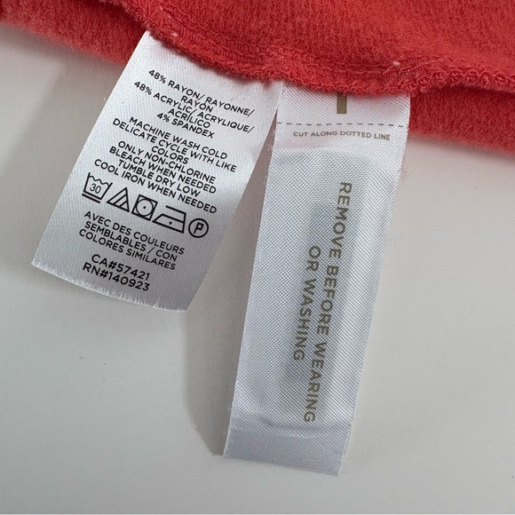 Women’s Lou & Grey Coral Modern Tee Dress Petite Small SP NWOT - Picture 4 of 4